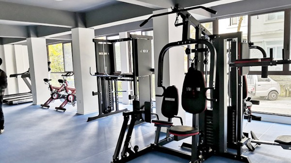 5人站綜合訓(xùn)練器是鍛煉身體的什么地方？