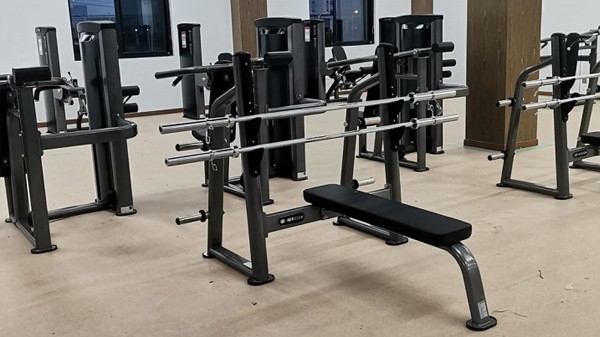 有氧室內(nèi)健身器材和力量室內(nèi)健身器材都有哪些？悍德森為您解答