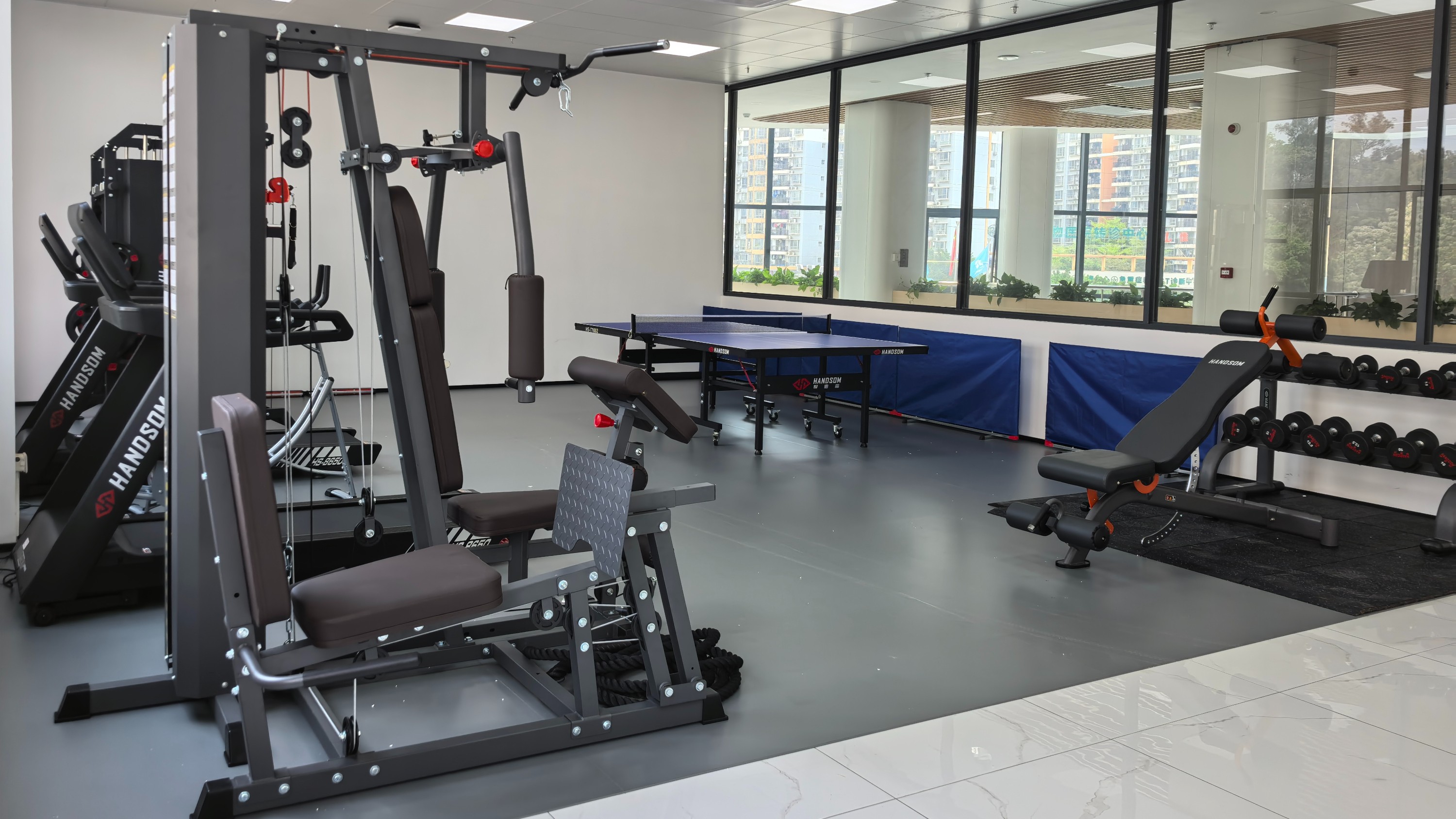 悍德森綜合力量訓(xùn)練器：軍工級品質(zhì)與全場景訓(xùn)練解決方案