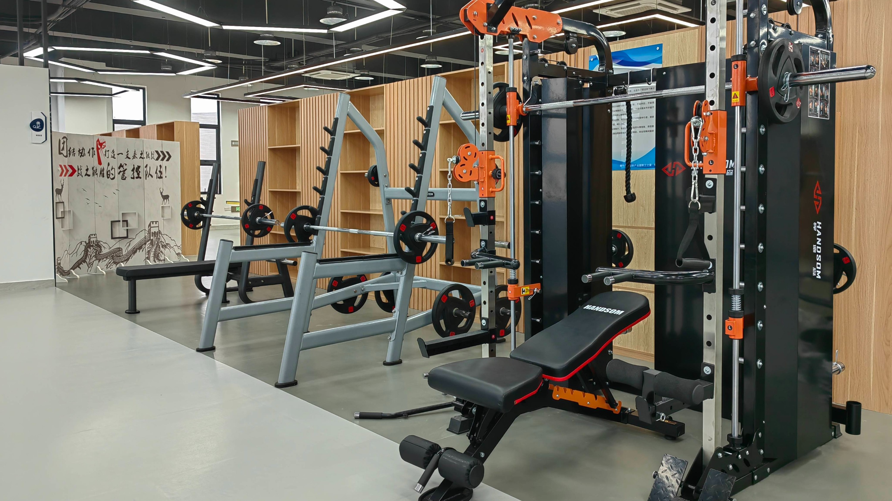 100平的健身房如何搭配健身器材-悍德森