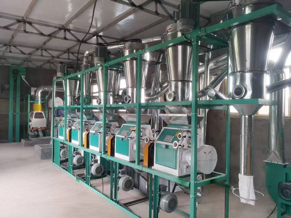 大型面粉加工設(shè)備廠家銷售為您介紹春季面粉機(jī)的使用注意事項
